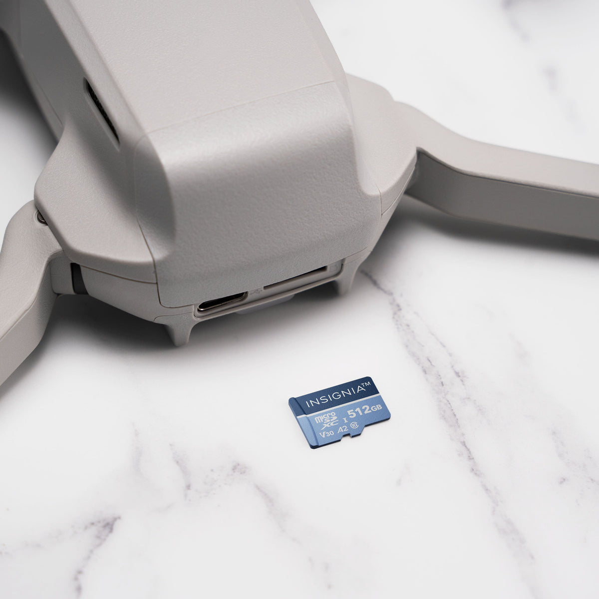 Insignia™ - 512GB microSDXC Memory Card, Read Speed Up to 200MB/s