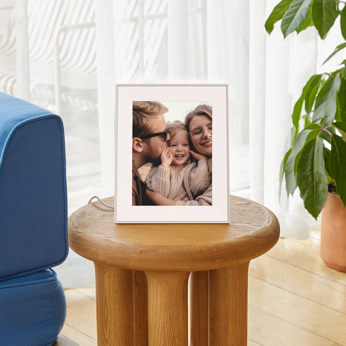 Aura Home - Aura Aspen 12" Digital Wifi Photo Frame-Sandstone with Paper Mat - Sandstone (Light)