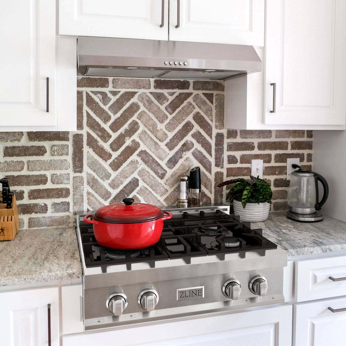 ZLINE - 30 in. Wide 4 Burner Legacy Gas Rangetop  and Porcelain Cooktop (RT30) - Stainless Steel