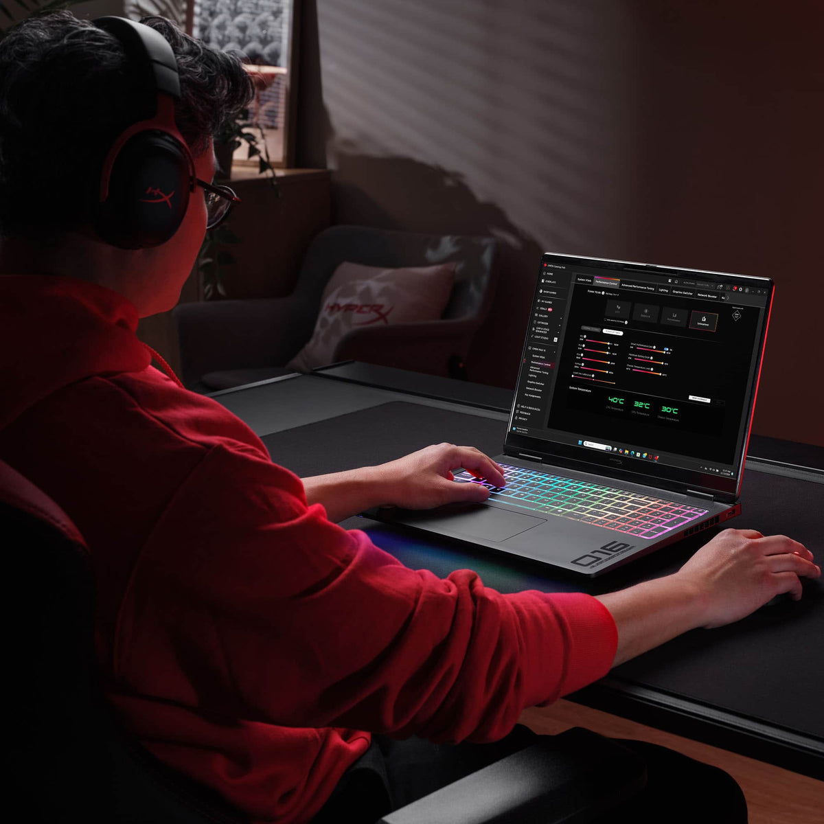 HyperX - OMEN MAX 16" 2K OLED Gaming Laptop - Intel Core Ultra 9 290HX 2026 - 32GB Memory - NVIDIA GeForce RTX 5070 Ti - 1TB SSD - Shadow Black