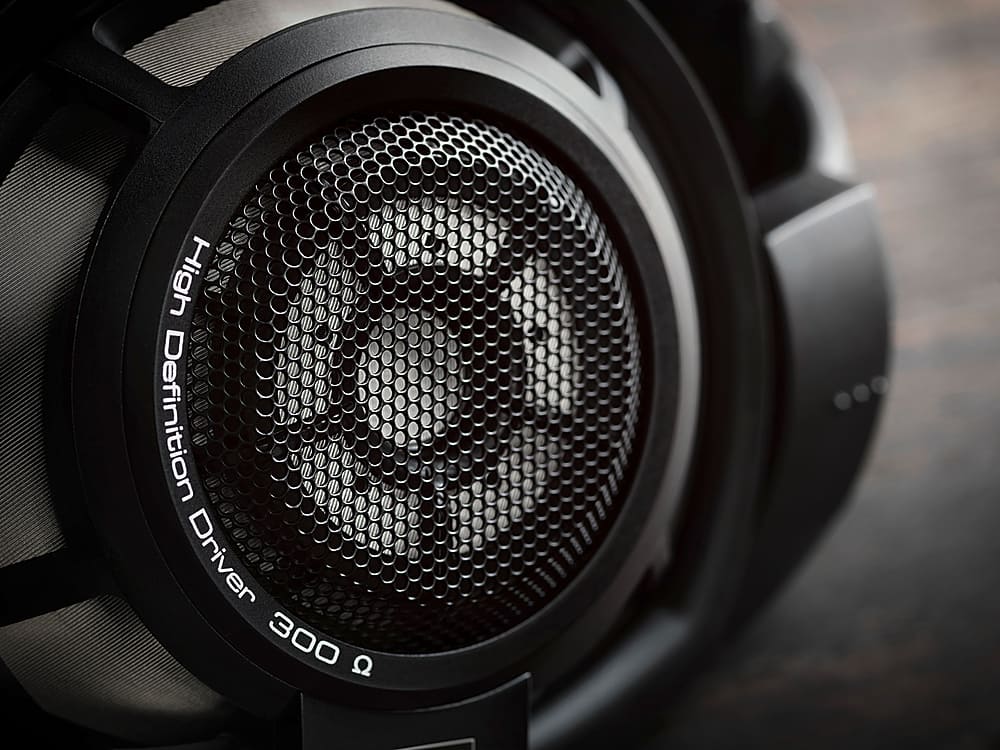 Sennheiser - HD 800 S Over-the-Ear Audiophile Reference Headphones - Ring Radiator Drivers, Open-Back Earcups, with Balanced Cable - Black