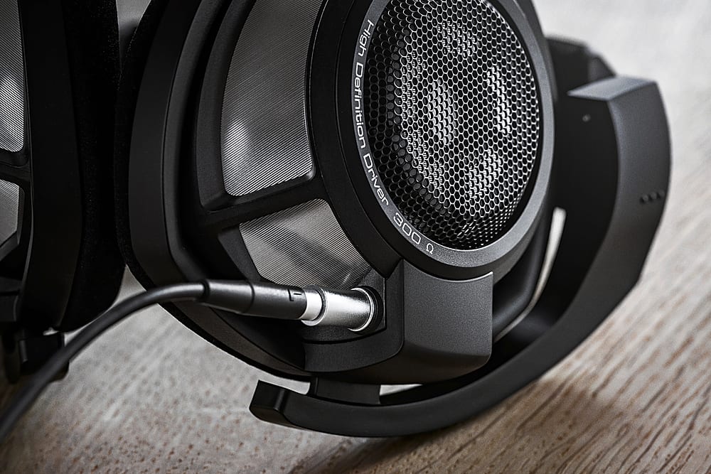Sennheiser - HD 800 S Over-the-Ear Audiophile Reference Headphones - Ring Radiator Drivers, Open-Back Earcups, with Balanced Cable - Black