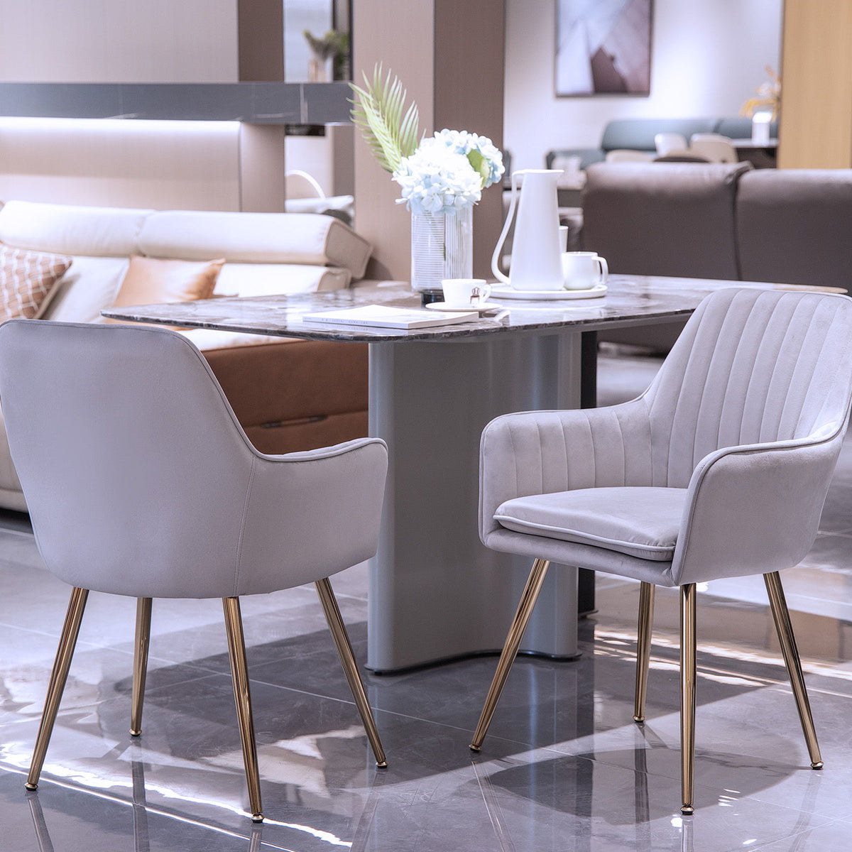Sillas de comedor modernas de respaldo medio
