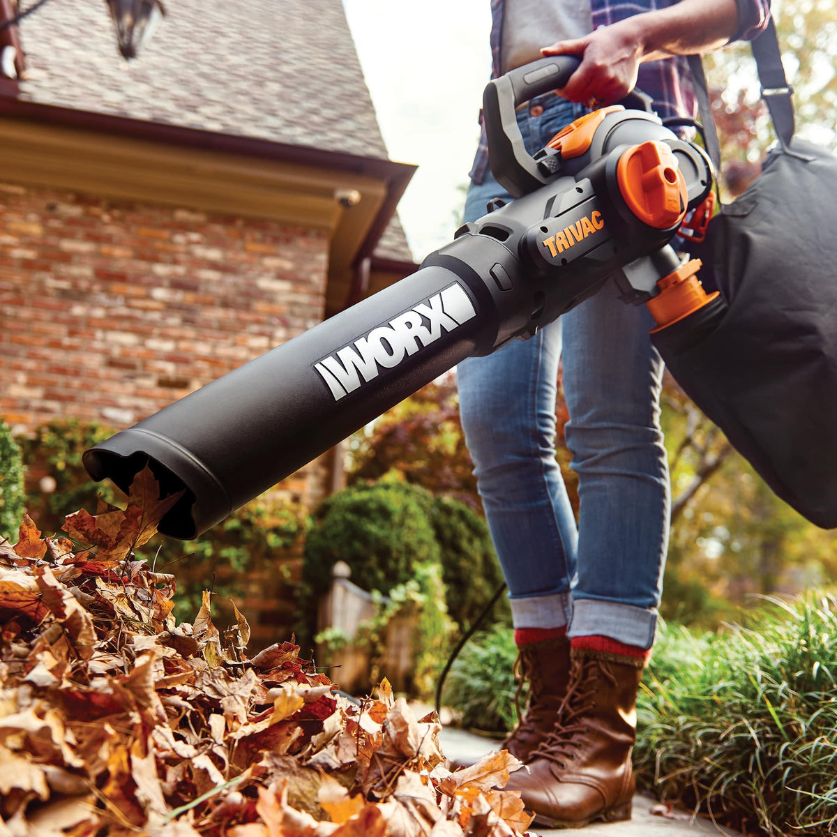 WORX - 12 Amp TRIVAC 70 MPH 600 CFM Corded Blower, Mulcher, and Vaccum - Black