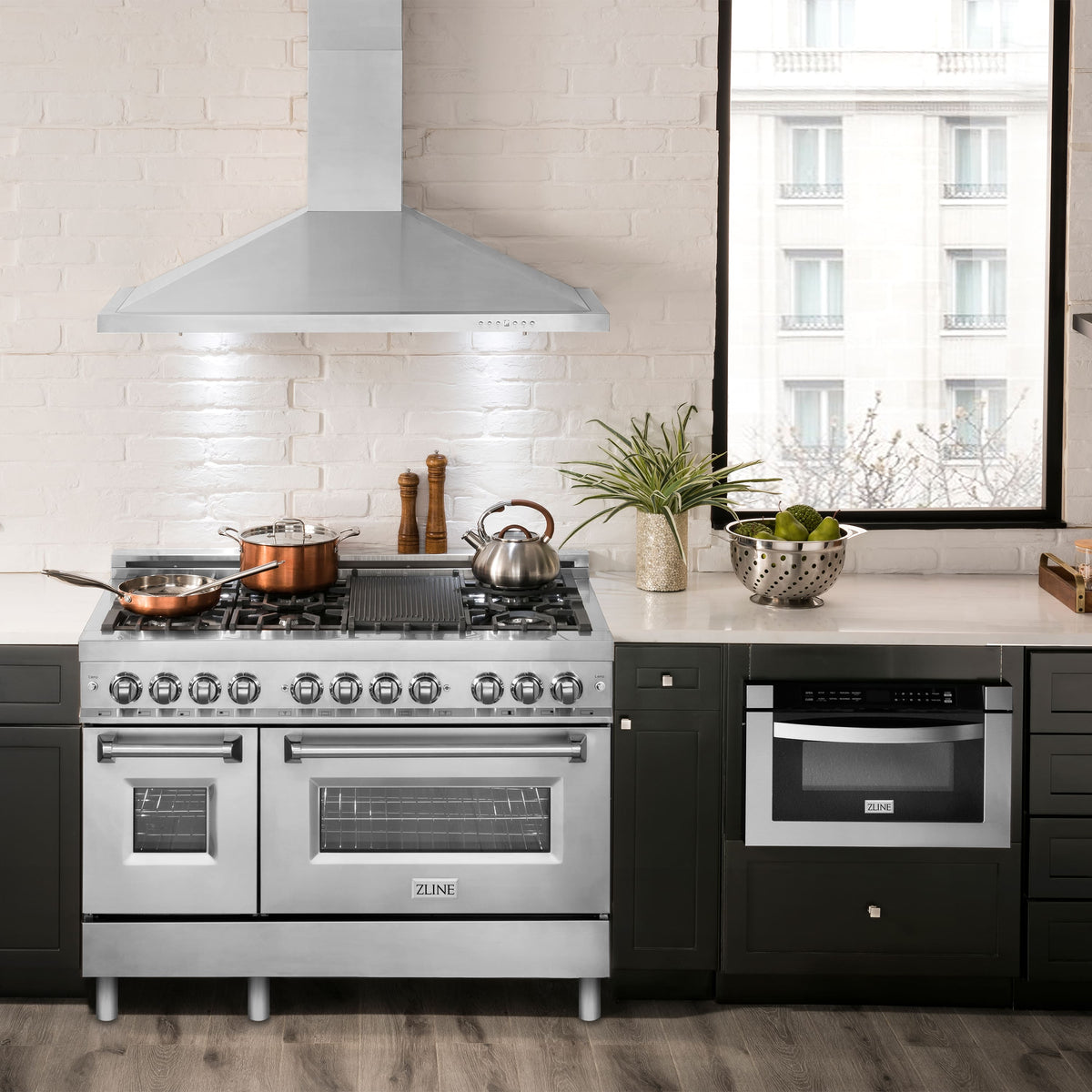 ZLINE - 48 inches - Externally Vented & Convertible - Wall Range Hood - Silver