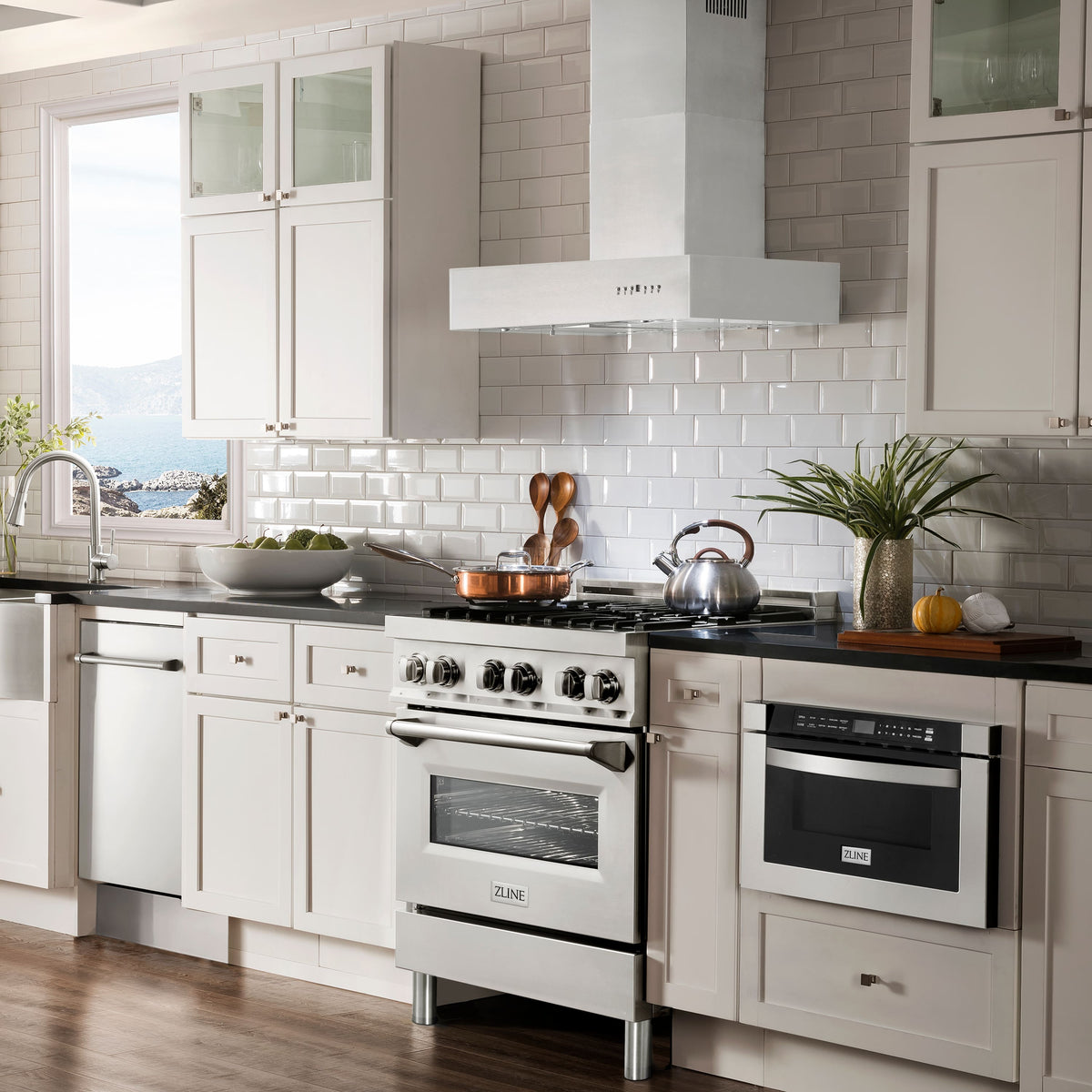 ZLINE - 30 inches - Externally Vented - Wall Range Hood - Stainless Steel