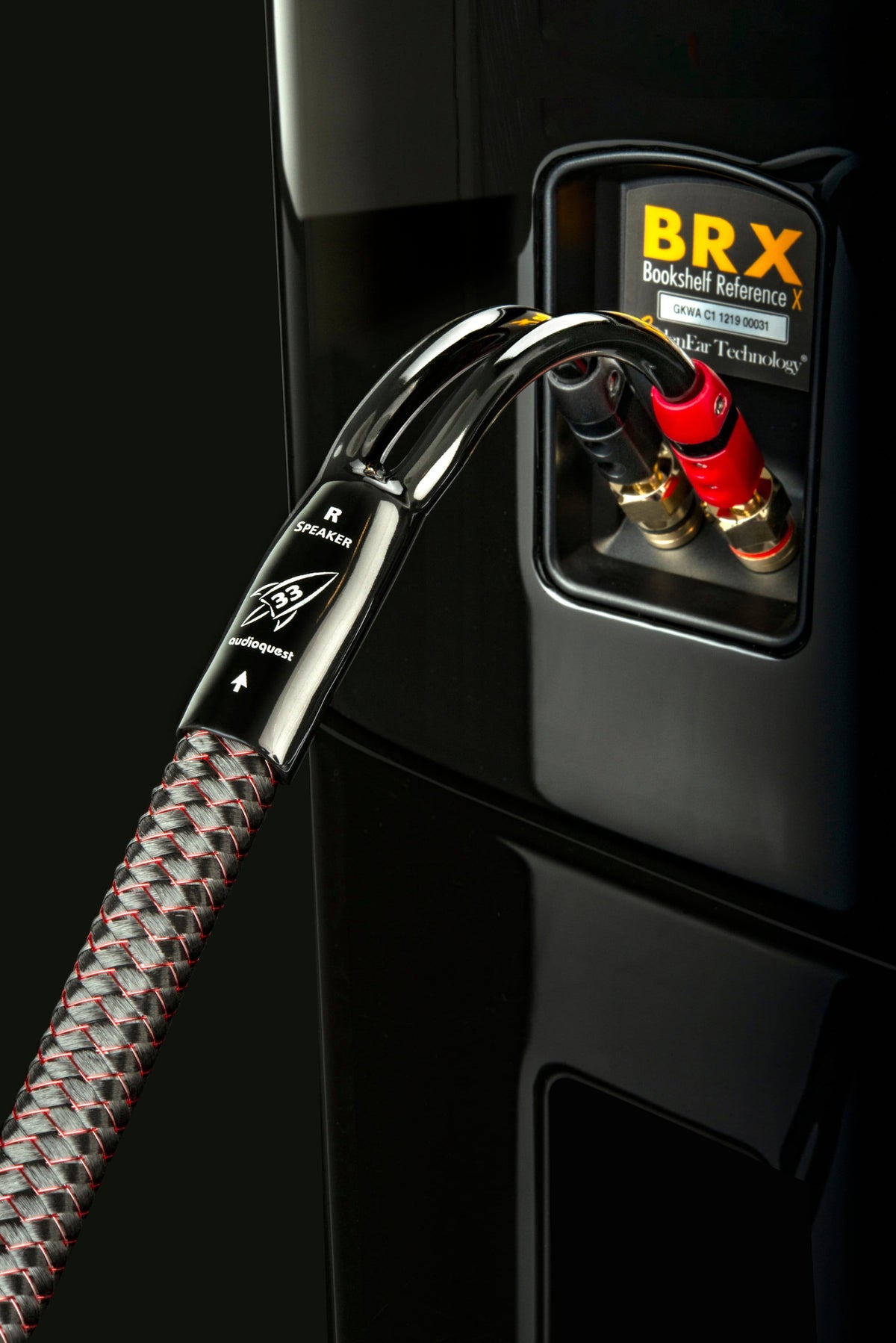 AudioQuest - Rocket 33 10' Single BiAmp Speaker Cable with Banana > Banana SureGrip 300 Connectors - Red on Black