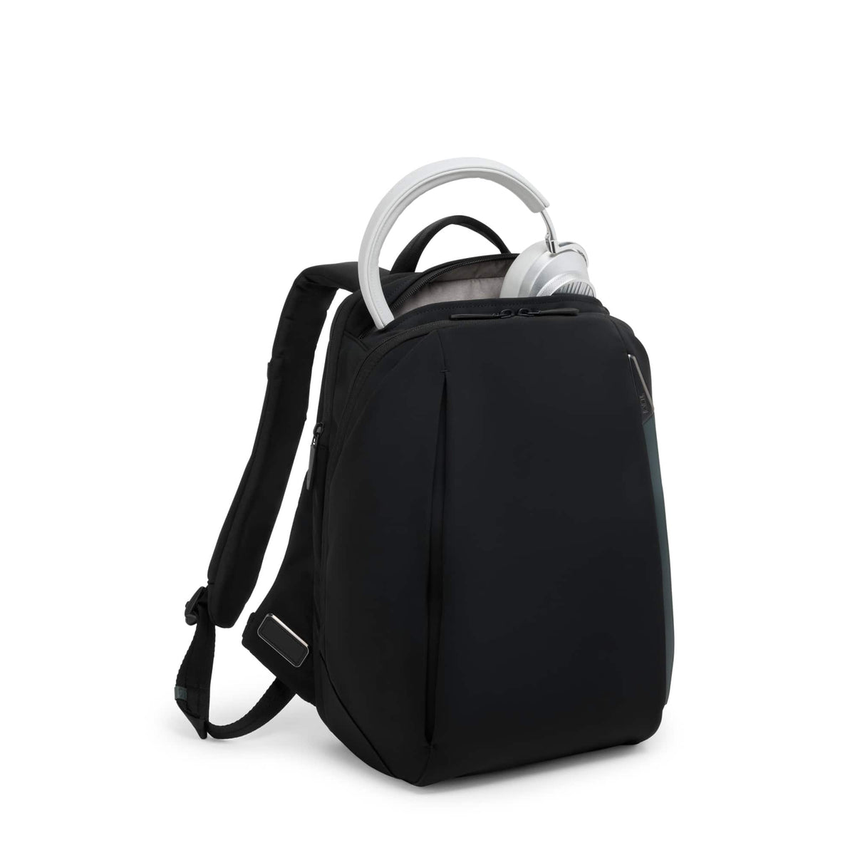 TUMI - Axis Medium Backpack 20L - Black