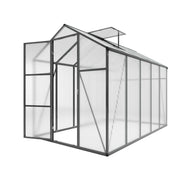 Casa cortavientos elevada con base sobreelevada