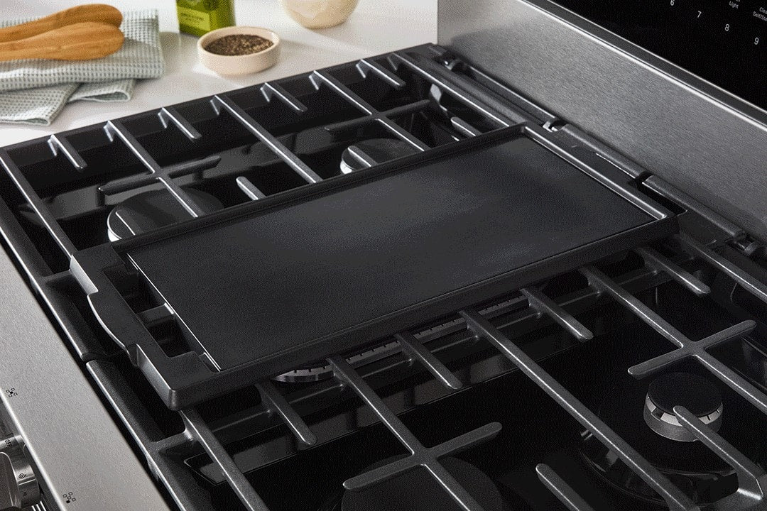Whirlpool - 30 in. Wide 5 burners 5.0 cu. ft. Smart Freestanding Gas Range with Air Cook Technology, No Preheat Air Fry, Steam Clean - White
