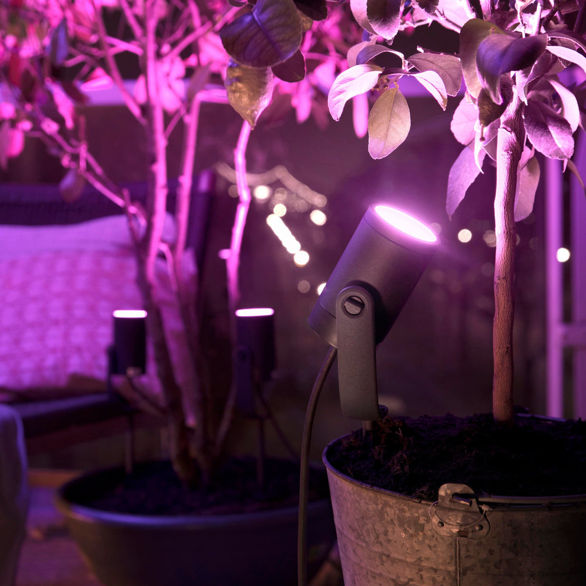Philips - Hue Lily Outdoor Spotlight Basekit (3-pack) - White and Color Ambiance