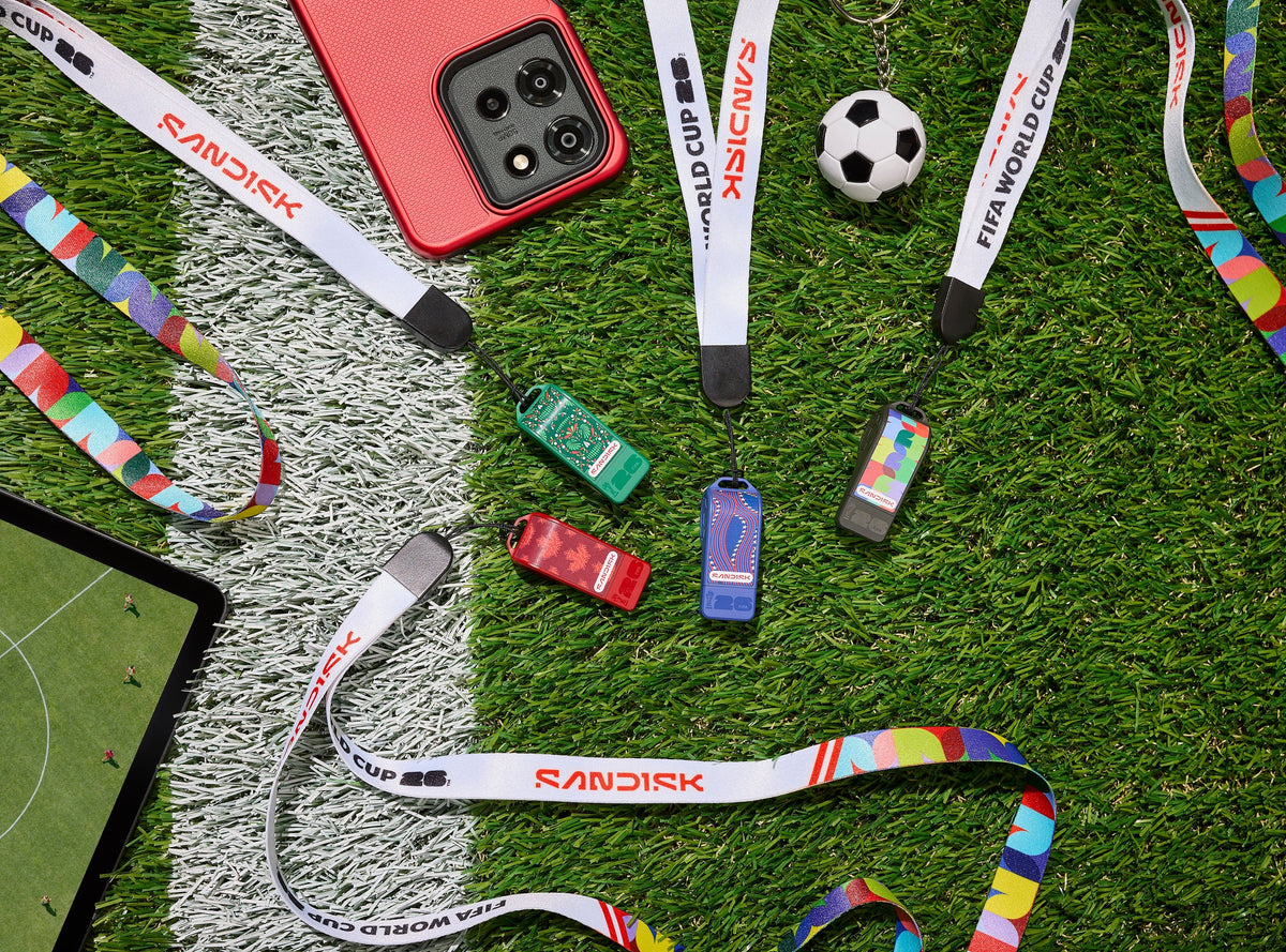 SANDISK - 128GB USB-C FLASH DRIVE: FIFA WORLD CUP 2026 EDITION - Black/Global
