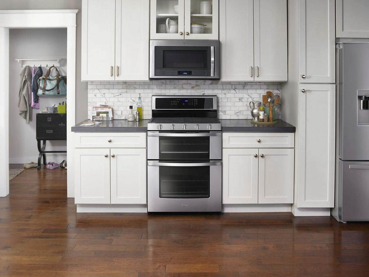 Whirlpool - 30 in. Wide 5 burners 6.0 cu. ft. Self-Cleaning Freestanding Double Oven Gas Convection Range - Stainless Steel