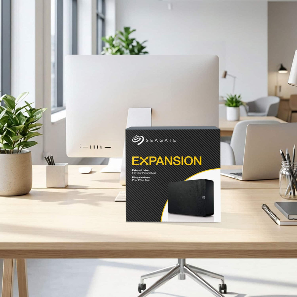 Seagate - Expansion Desktop 8TB HDD - Black