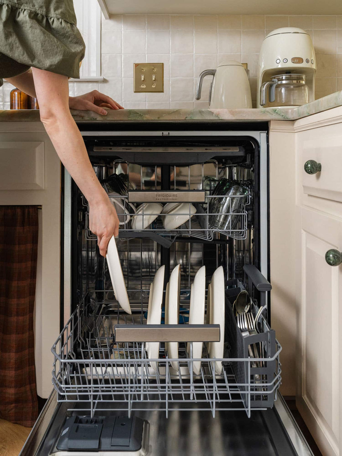 Frigidaire - Professional 24" Stainless Steel Tub Built-In Dishwasher with CleanBoost technology - Stainless Steel