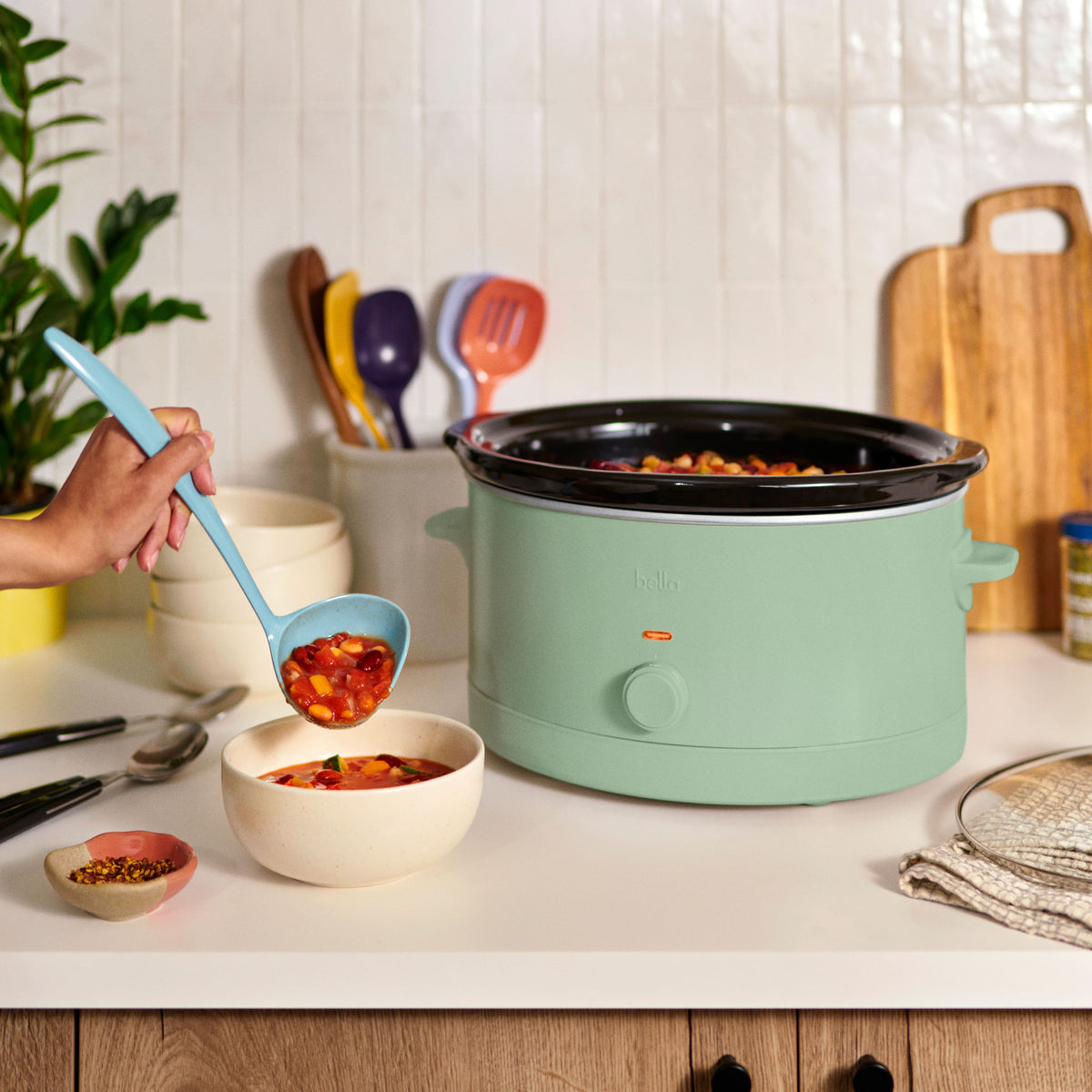 Bella - 6-qt. Manual Slow Cooker - Seaglass