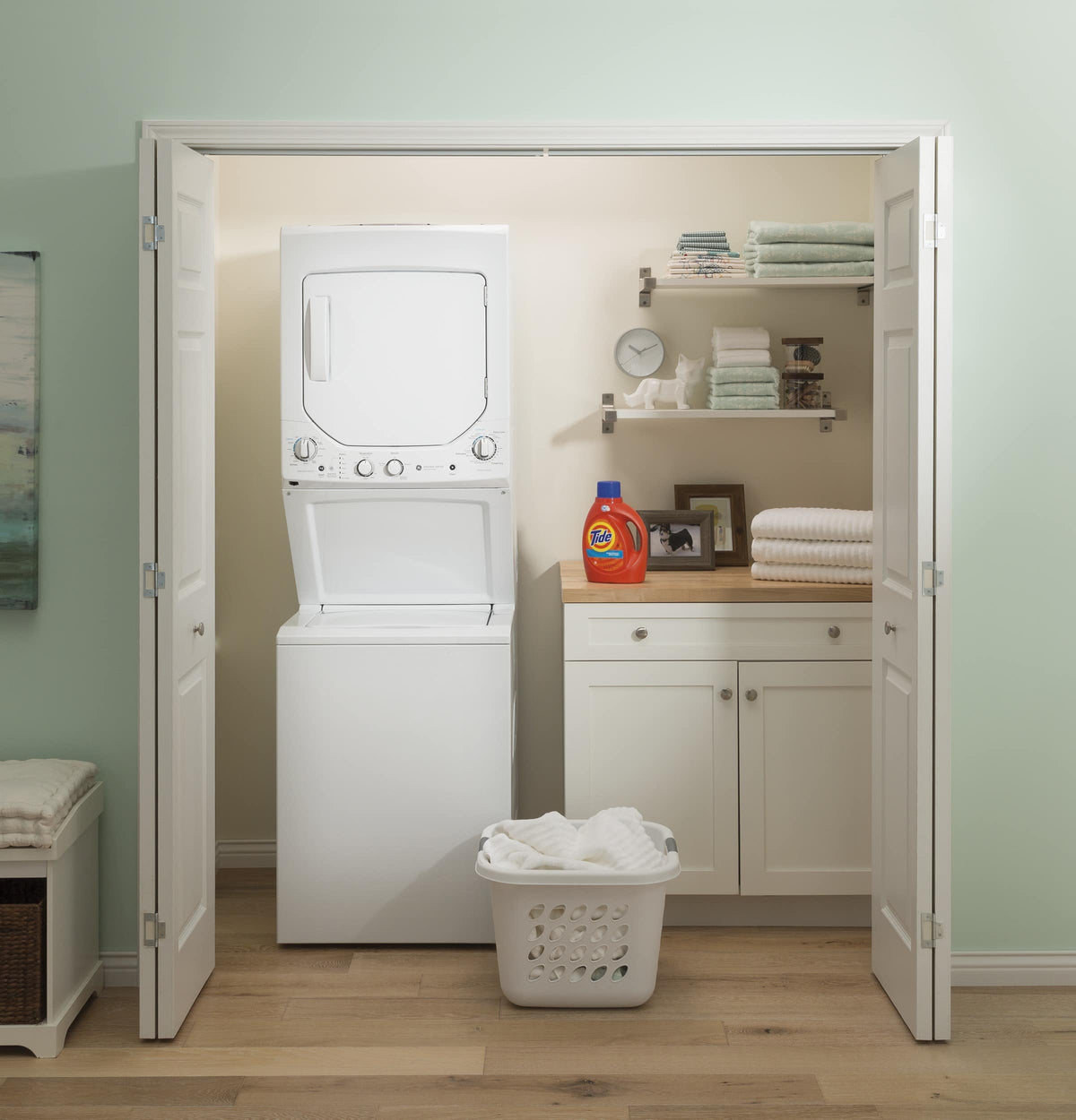 GE - 2.3 Cu. Ft. Top Load Washer and 4.4 Cu. Ft. Electric Dryer Laundry Center - White