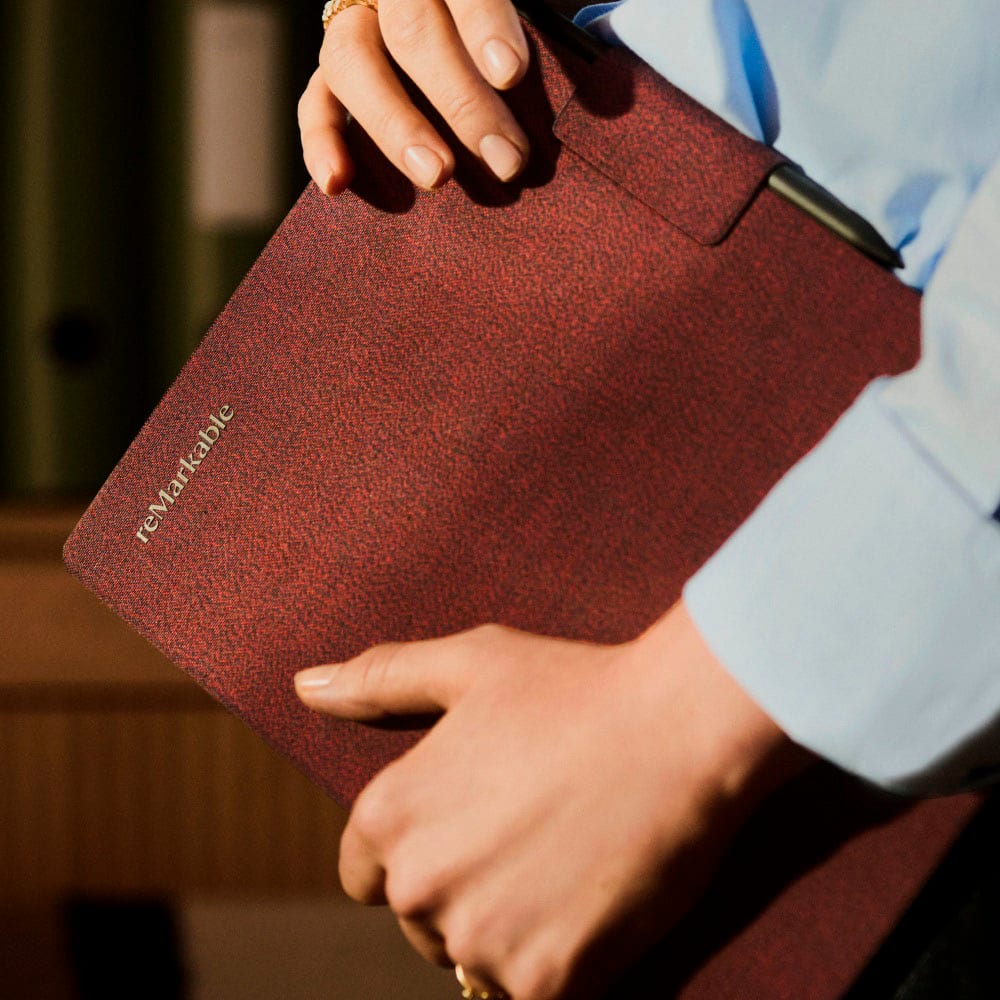 reMarkable - Paper Pro - Mosaic Weave Book Folio for your 11.8'' Paper Tablet - Burgundy