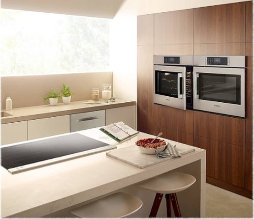 Bosch - Benchmark Series 30" 4.6 Cu. Ft. Built-In Single Electric Wall Oven with True Convection - Stainless Steel