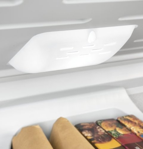 GE - 21.7 Cu. Ft. Chest Freezer - White