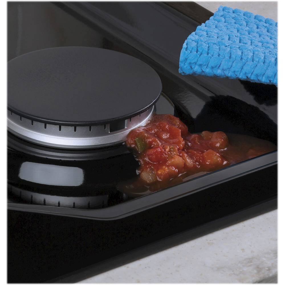 GE - 30" Gas Cooktop - Black