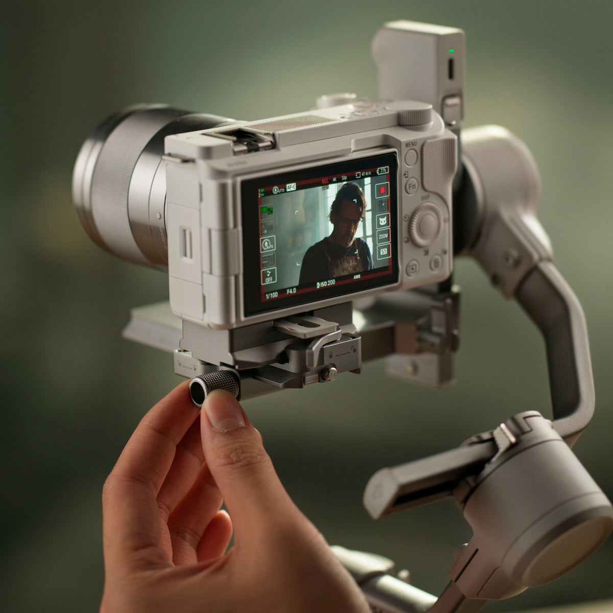 DJI - RS 4 Mini 3-Axis Gimbal Stabilizer - Gray