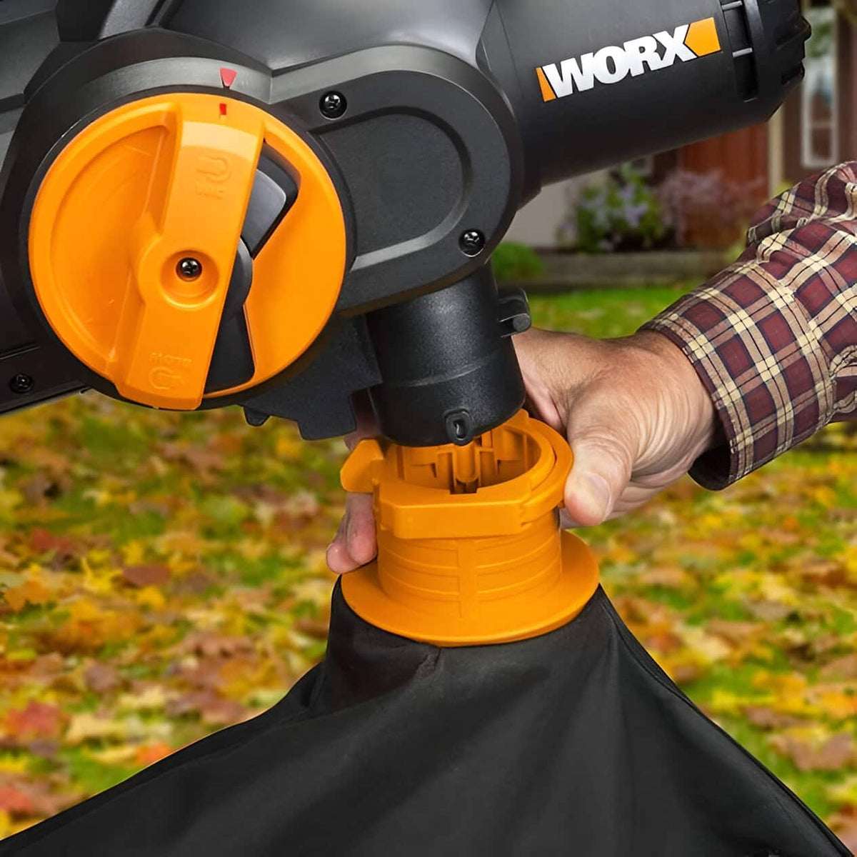WORX - 12 Amp TRIVAC 70 MPH 600 CFM Corded Blower, Mulcher, and Vaccum - Black