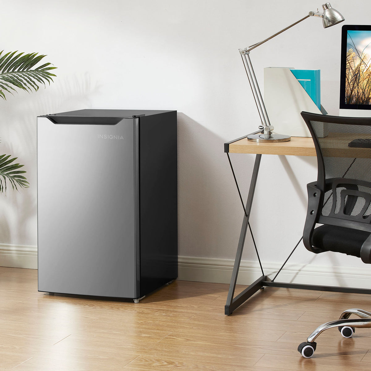 Insignia™ - 4.4 Cu. Ft. Mini Fridge with Door Storage and ENERGY STAR Certification - Stainless Steel