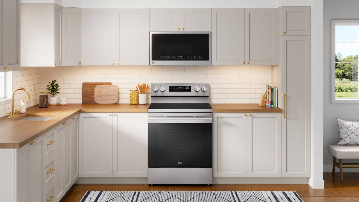 LG - 30-in Wide 6.3 Cu. Ft. Freestanding Electric Convection Smart Range with 4 Elements, Air Fry and WideView Window - Stainless Steel