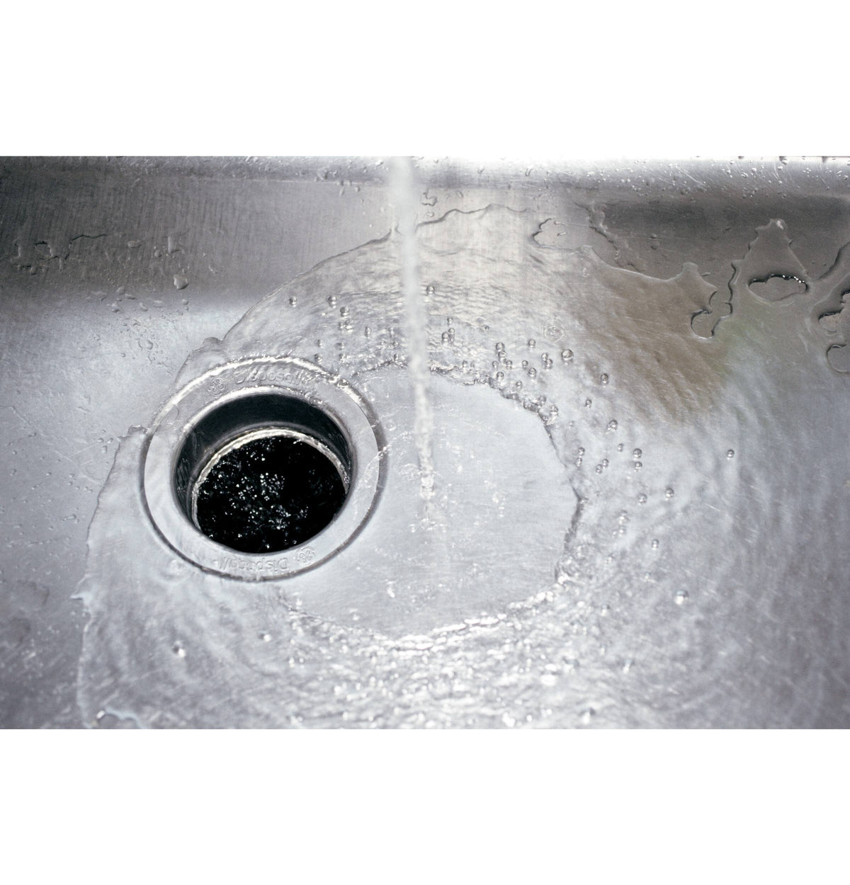 GE - 1/2 HP Continuous Feed Garbage Disposer - Black