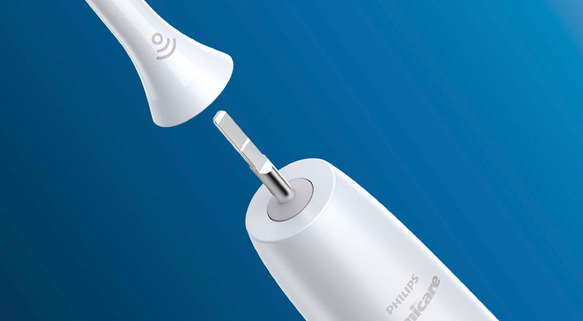 Philips Sonicare - DiamondClean Replacement Toothbrush Heads (4-pack) - White
