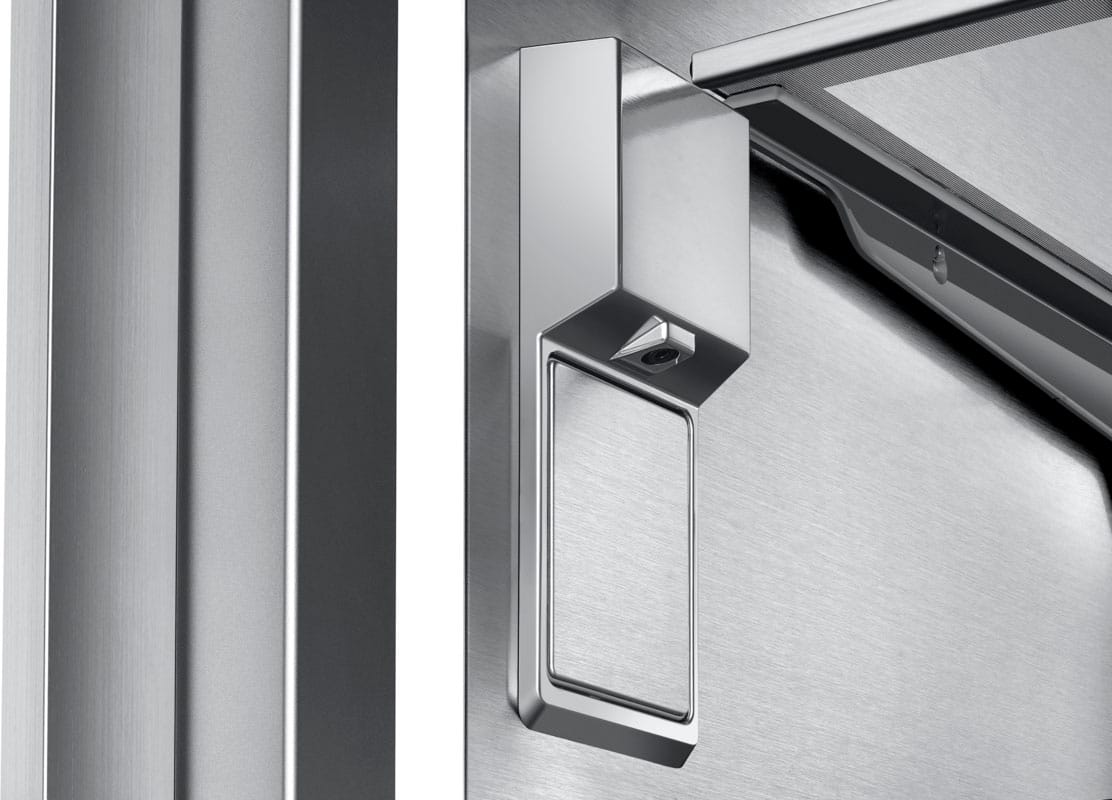 Dacor - 42 in. Wide 23.5 Cu Ft 4-Door Flex French Door Built In Refrigerator with SteelCool Interior and Cocktail Ice - Custom Panel Ready