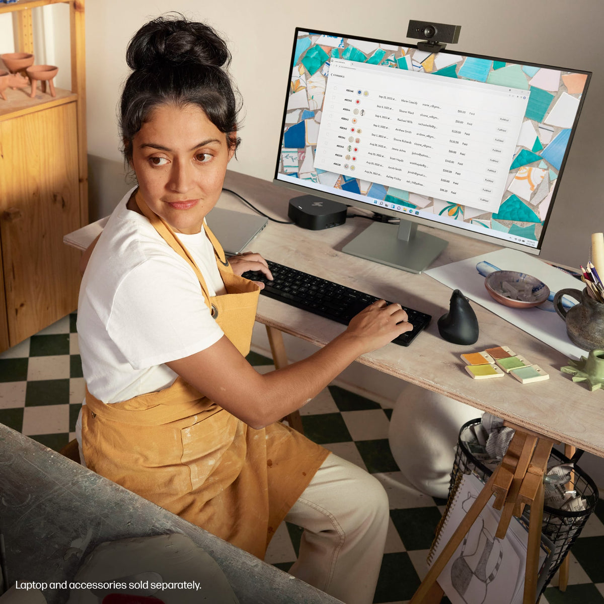 HP - 23.8" IPS LED FHD 100Hz Monitor with Adjustable Height (HDMI, VGA) - Silver & Black