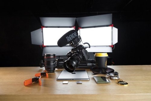 RØDE - VIDEOMIC PRO+ Premium On-Camera Microphone - Black
