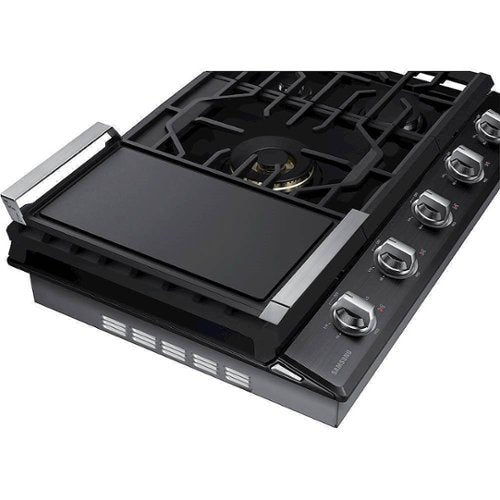 Samsung - 30" Built-In Gas Cooktop with WiFi and Dual Power Brass Burner - Black Stainless Steel
