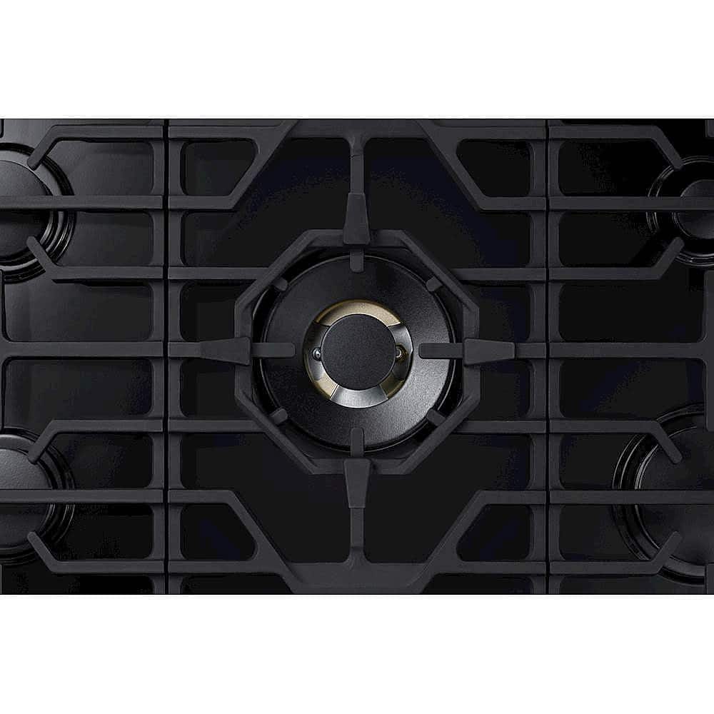 Samsung - 30" Built-In Gas Cooktop with WiFi and Dual Power Brass Burner - Black Stainless Steel