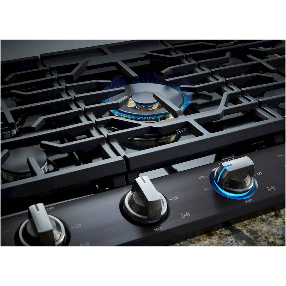 Samsung - 30" Built-In Gas Cooktop with WiFi and Dual Power Brass Burner - Black Stainless Steel