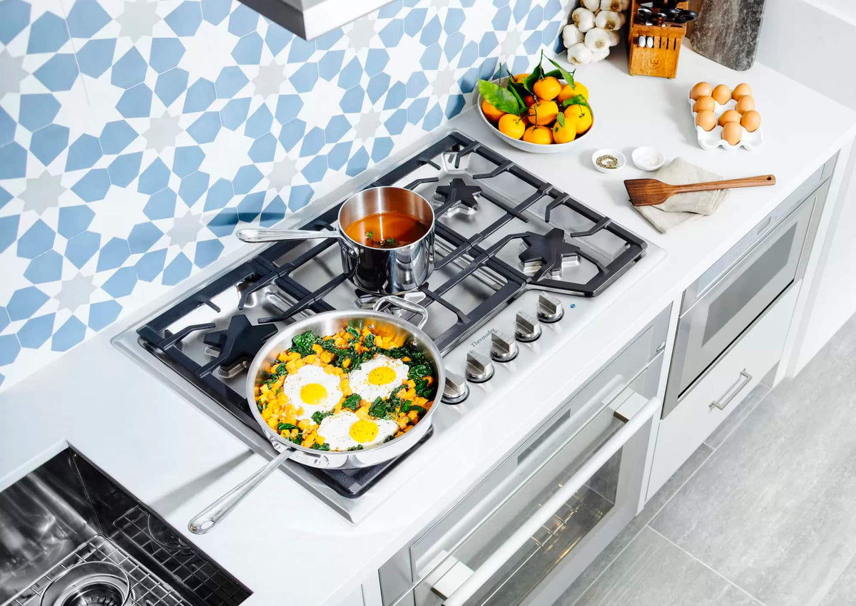 Thermador - Masterpiece 36" Built-In Gas Cooktop with 5 Star Burners and LP Conversion - Stainless Steel