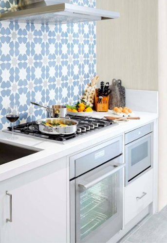 Thermador - Masterpiece 30" Built-In Gas Cooktop with 5 Pedestal Star Burners and ExtraLow Select and LP Conversion - Stainless Steel