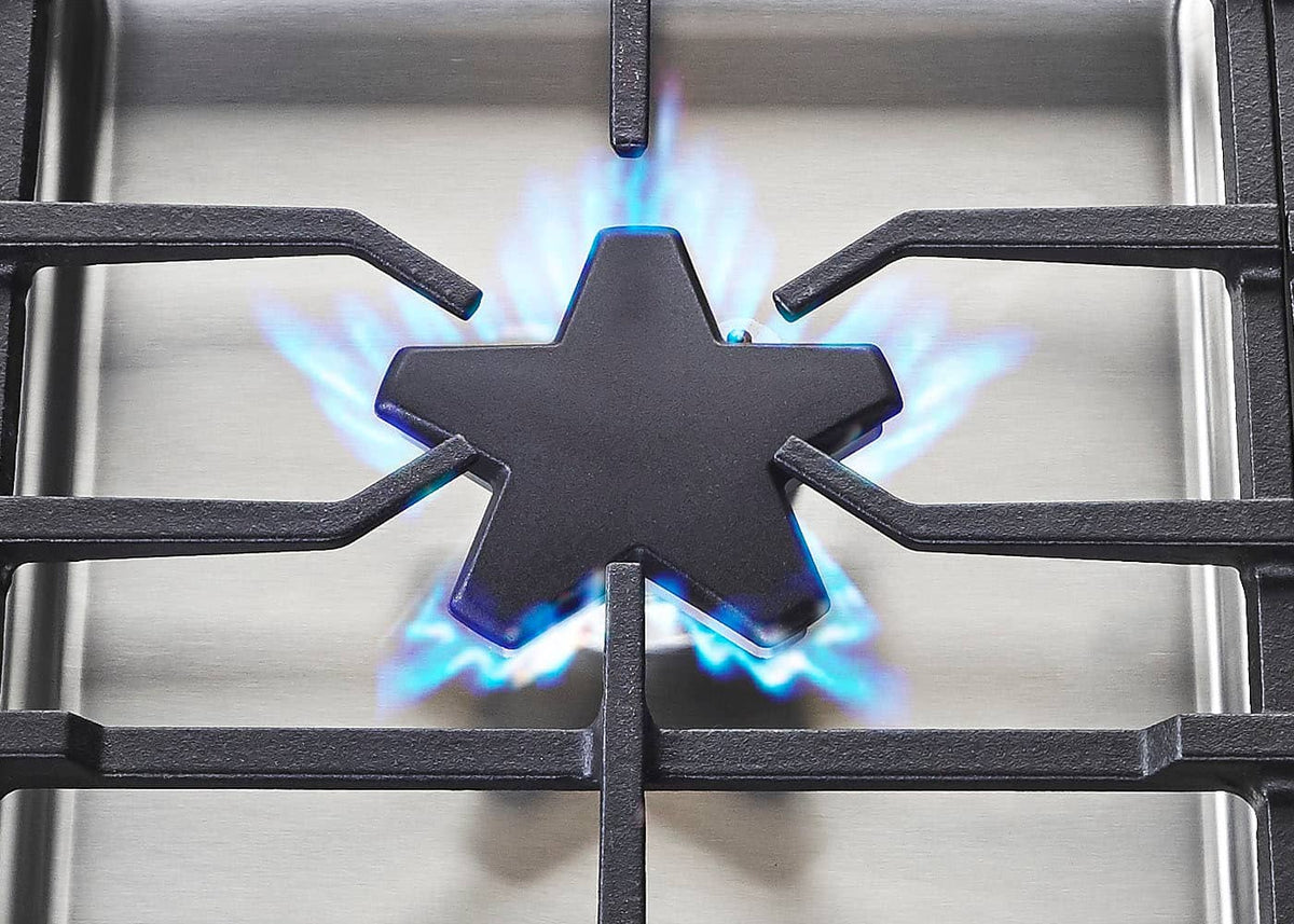 Thermador - Masterpiece 30" Built-In Gas Cooktop with 5 Pedestal Star Burners and ExtraLow Select and LP Conversion - Stainless Steel