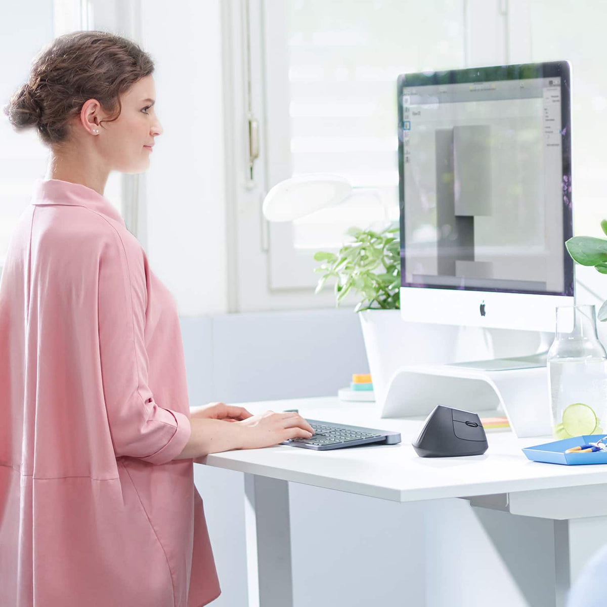 Logitech - MX Vertical Advanced Wireless Optical Ergonomic Mouse with USB and Bluetooth Connection - Wireless - Graphite