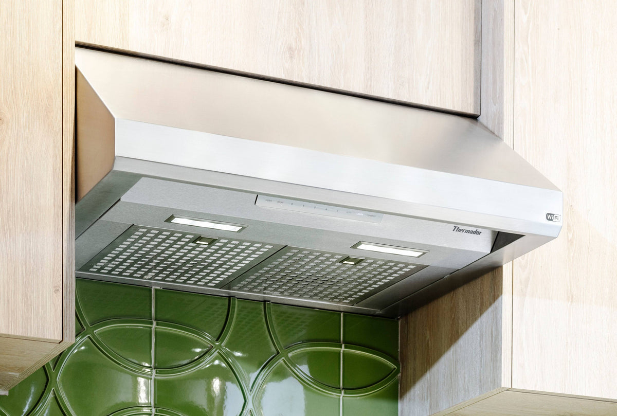Thermador Masterpiece - 36 inches - Externally Vented & Recirculating - Wall Range Hood - Stainless Steel