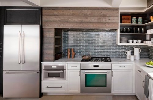 Thermador - Masterpiece Series 1.6 Cu. Ft. Built-In Microwave with Sensor Cooking - Stainless Steel