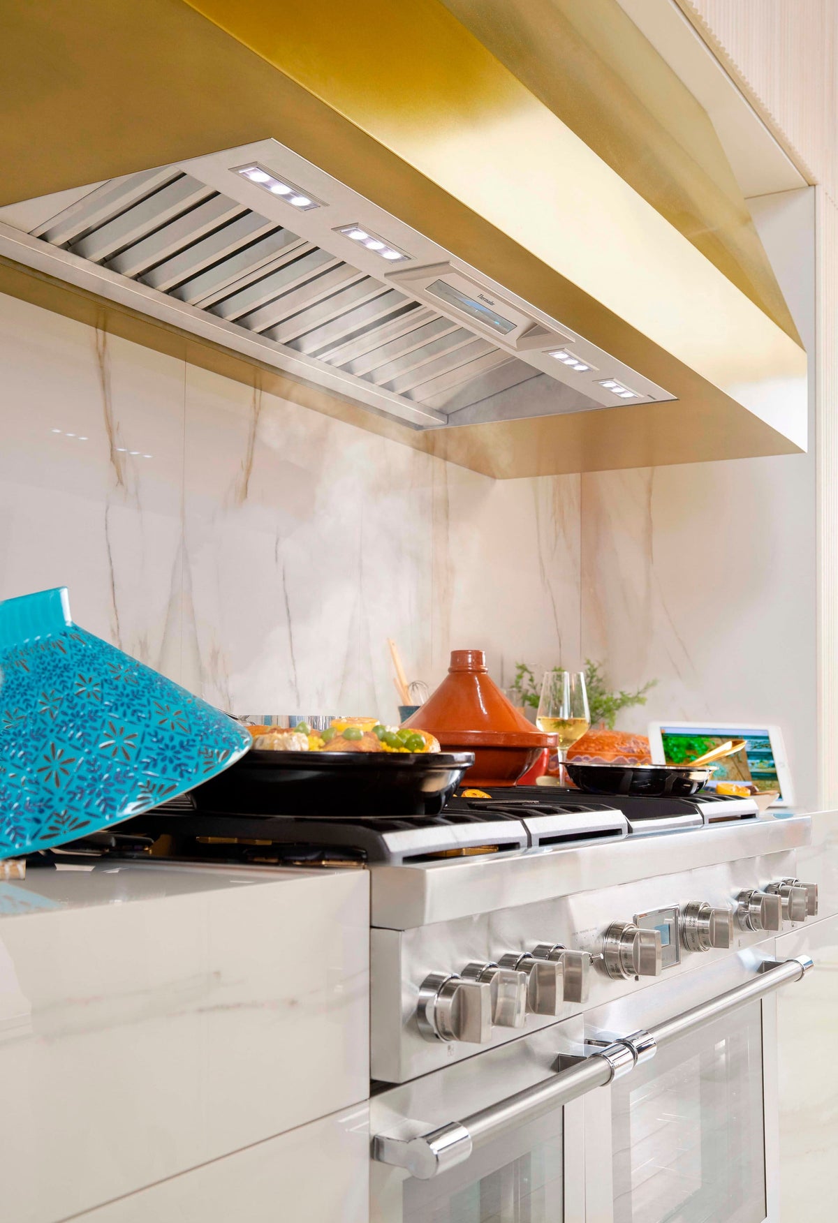 Thermador Professional - 40 inches - Externally Vented - Range Hood Insert - Stainless Steel