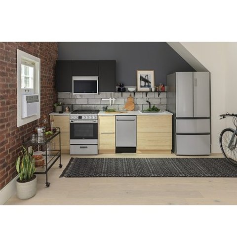 Haier - 24 in. Wide 4 Elements 2.9 Cu. Ft. Freestanding Electric Convection Range - Stainless Steel