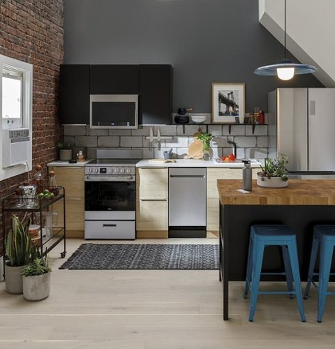 Haier - 24 in. Wide 4 Elements 2.9 Cu. Ft. Freestanding Electric Convection Range - Stainless Steel