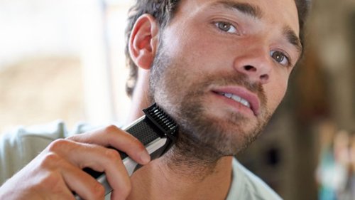 Philips Norelco - Beard and Hair Trimmer Series 5500, BT5511/49 - Black/Silver
