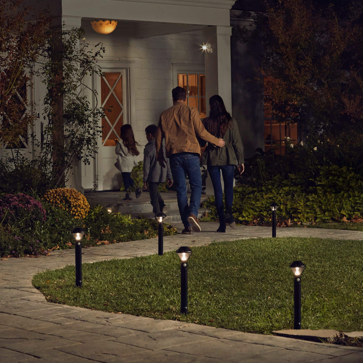 Ring - Battery-Powered LED Smart Spotlight - White