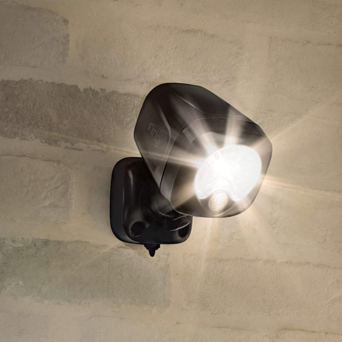 Ring - Battery-Powered LED Smart Spotlight - Black