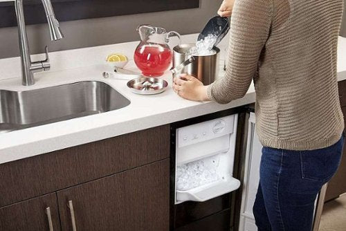 Whirlpool - 15" 50-Lb. Freestanding Icemaker - Stainless Steel